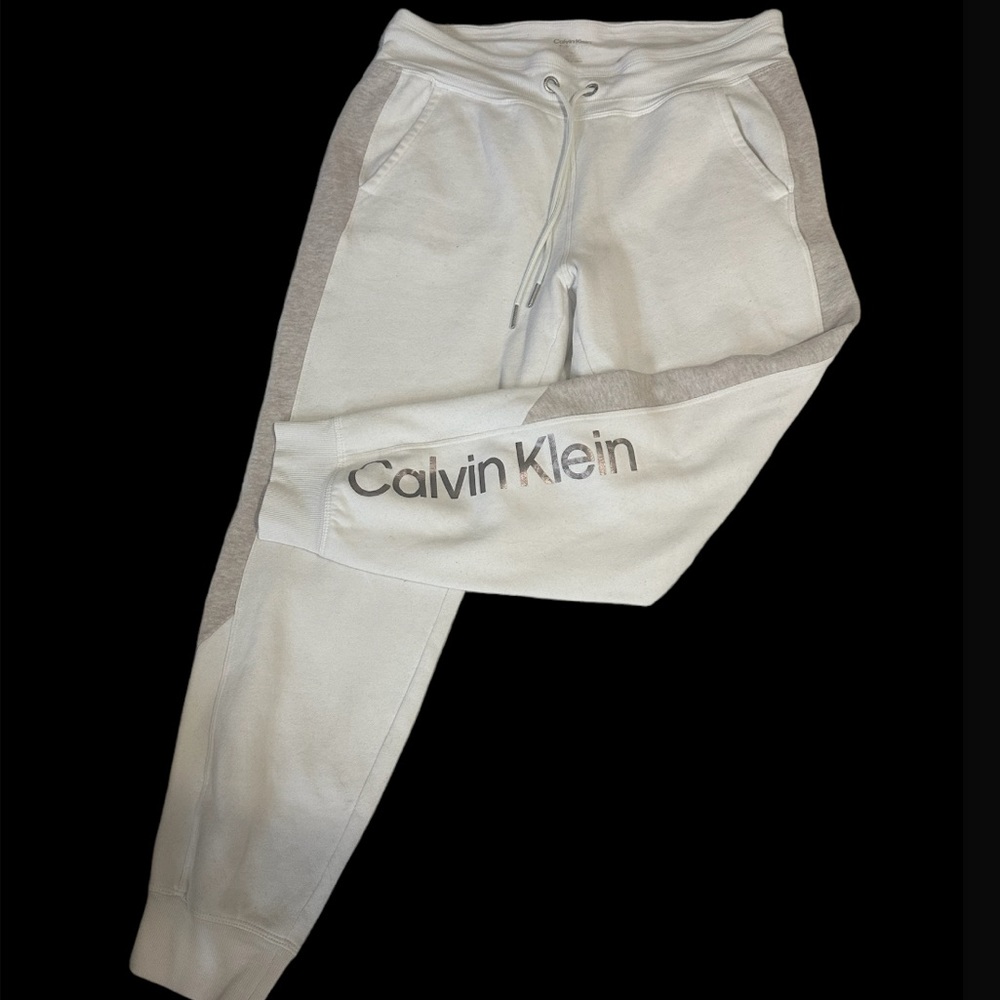 Calvin Klein Sweats